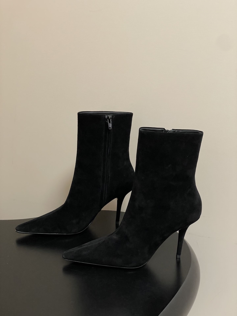 Y51 boots